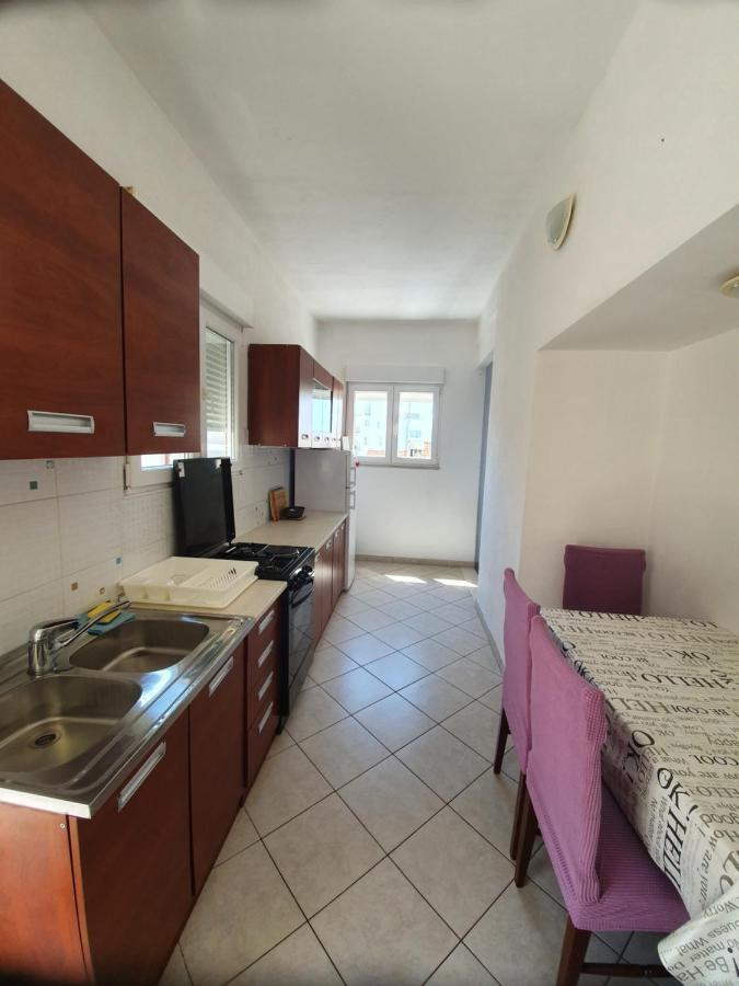 Apartman Dusanka Jovic Makarska Eksteriør bilde